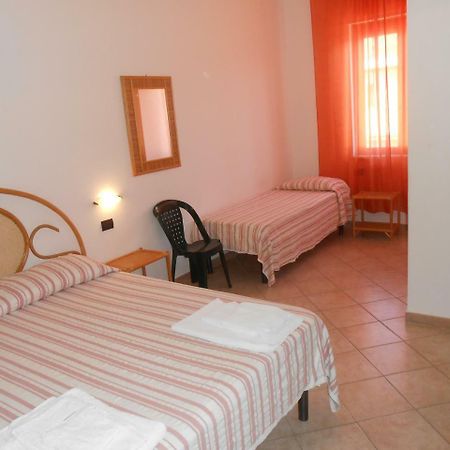 Albergo Il Terrazzino Vibo Valentia Marina Ngoại thất bức ảnh