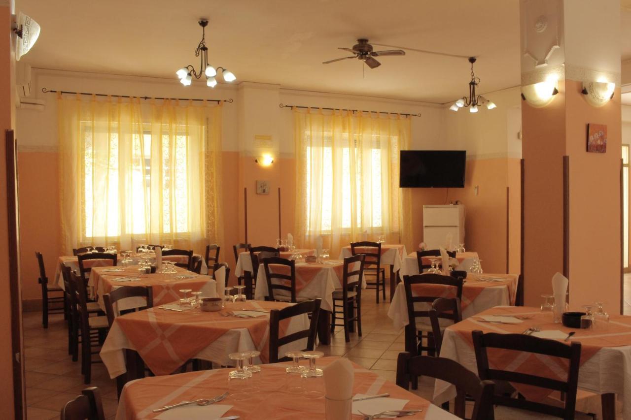 Albergo Il Terrazzino Vibo Valentia Marina Ngoại thất bức ảnh
