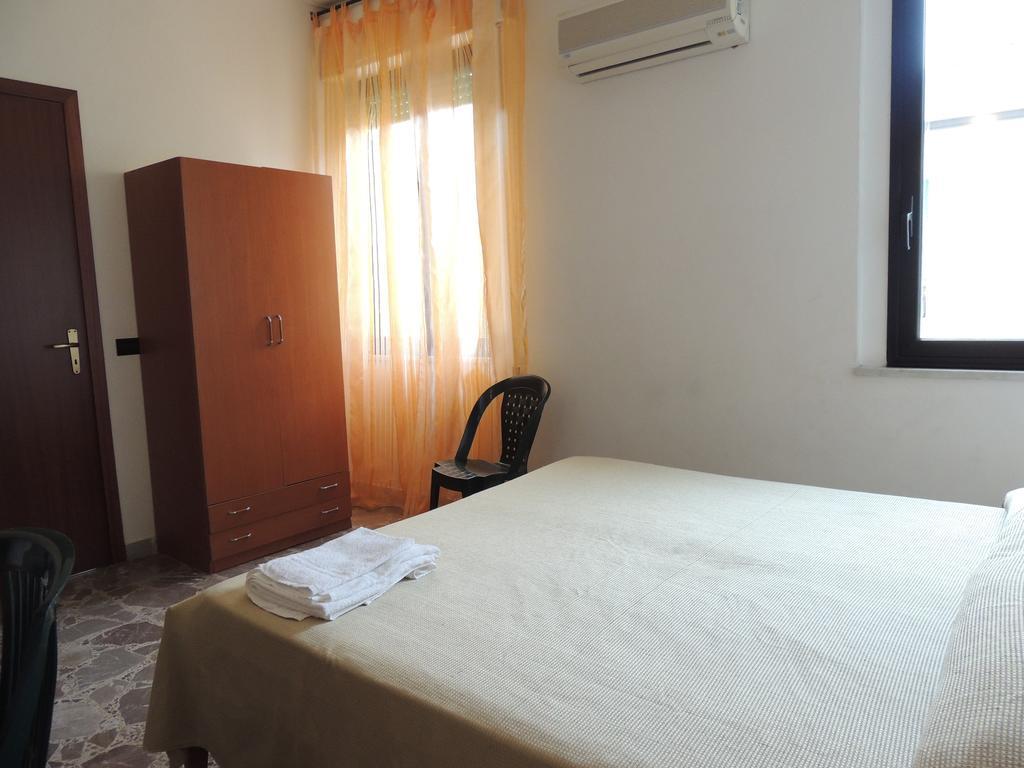Albergo Il Terrazzino Vibo Valentia Marina Phòng bức ảnh